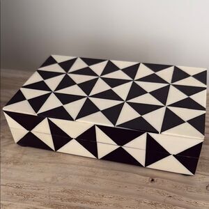 Handmade Geometric Op Art Inlay Jewelry Box - Geometric Artisan Storage Decor